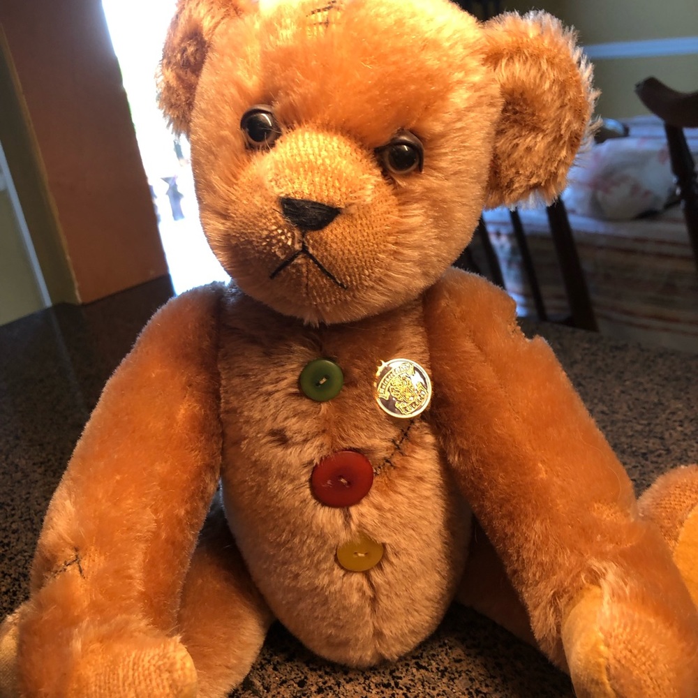 Knickerbocker 15” bear “patches “